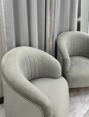كنبات اثنان شبه جديده مخمل تفصيل