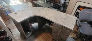 مكتب للبيع لون رمادي
