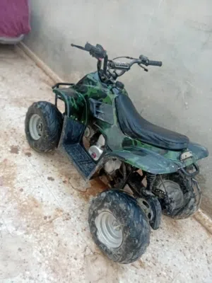موطو 4 قومات محرك كويس ونضيف