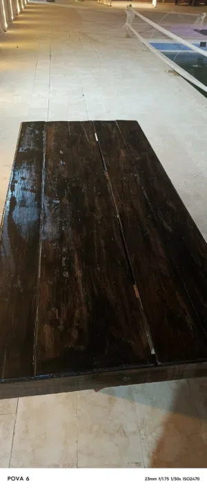 طاولات خشب فندج