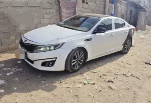 كيا بصمة بانوراما موديل 2014 فل كامل فتحتين سقف غاز و بترول