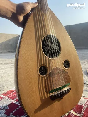 Guitars & Oud . Used3