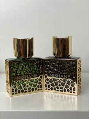 عطور نيش اصليه متاحه للبيع الكامل او التقسيم بعينات من 2-30مل، والسعر حسب النوع والحجم