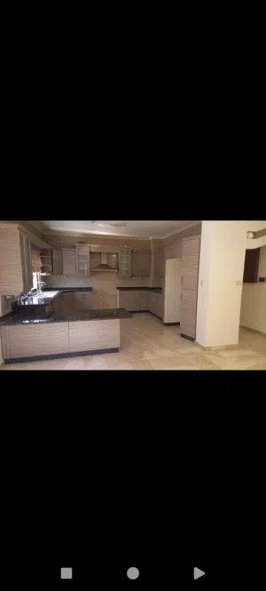 210 m2 3 Bedrooms Apartments for Rent in Amman Deir Ghbar