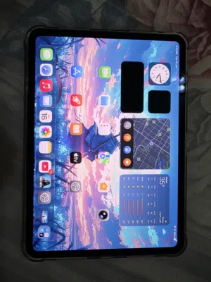 Ipad Pro M5 512GB 11-inch like new used for less than 2 months