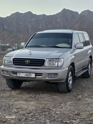 Used Toyota Land Cruiser in Sharjah