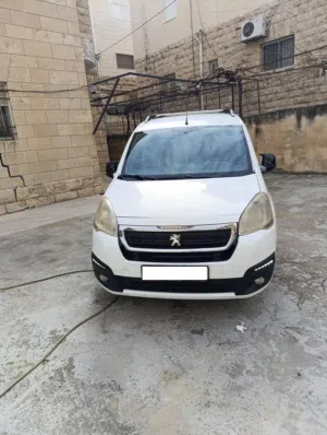 بيجو بارتنر 2016