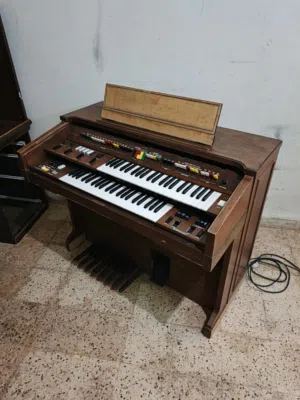 بيانو ياماها قطعه نادره  شغال