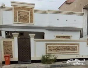 بيت للبيع في الاربع شوارع