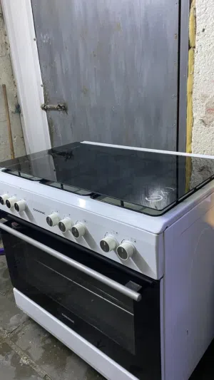 طباخ نضيف خمس عيون
