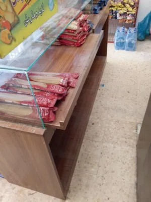 كاونترات خشب وبترينه قزاز تفصيل