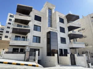220 m2 4 Bedrooms Apartments for Sale in Amman Deir Ghbar