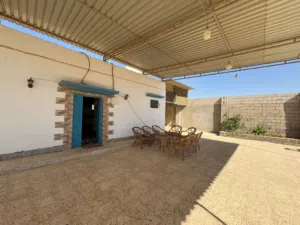 2 Bedrooms . One Bathroom . 100 m20