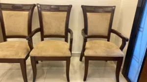 طاولة سفرة مع 8 كراسي