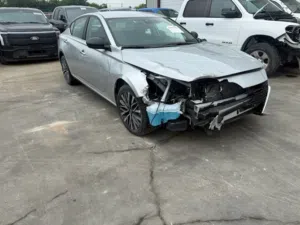 Used Nissan Altima in Muscat