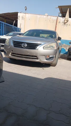 Used Nissan Altima in Sharjah