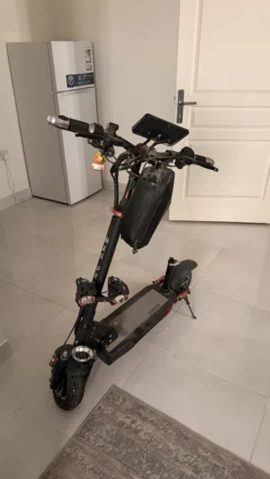 سكوتر الوحش استخدام شهرين