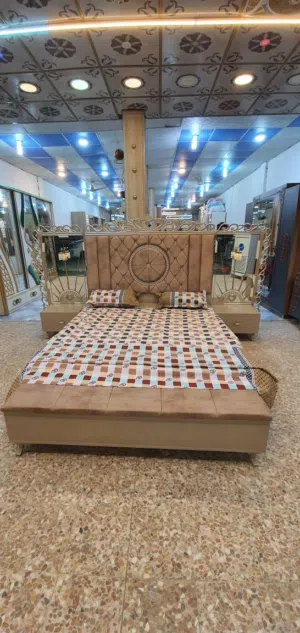 غرفه نوم تركي خشب بلوك لاصلي الثقيل  براغي الفتح مالته  سهله الفتح والشد اشتريناها بكارتونها