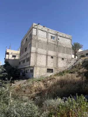عمارة سكنية للبيع
