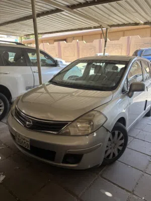 Nissan Tiida 2013
