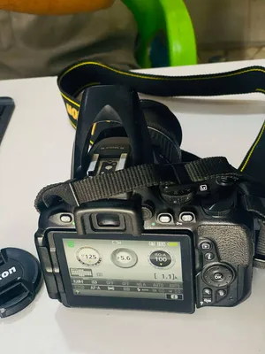 DSLR Cameras . Nikon . Used3