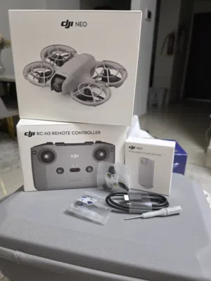 DJI Neo with remote