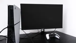 بلايستيشن 5 نسخة الشقرق الأوسط ديجيتل 850 مع شاشة جيمنق 2k 27 120Hz و 10 ألعاب