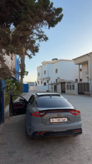 KIA STINGER