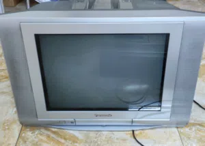 تلفزيون باناسونيك ملون بحاله جيده مستعمل