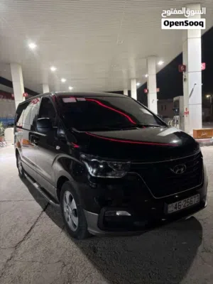 Used Hyundai H1 in Zarqa