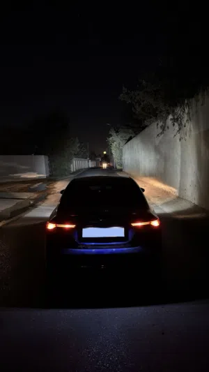 كيا فورتي صفاااار 24 ميل ماشيه ب ستيكرات دار 2021/6 ف العرصه