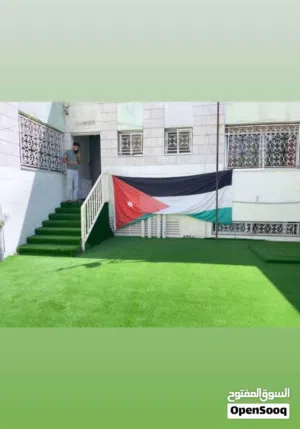 عشب صناعي الملاعب والحضانات والقصور واالمدارس و ارضيات باركيه جلد بأقل الاسعار بالمملكه
