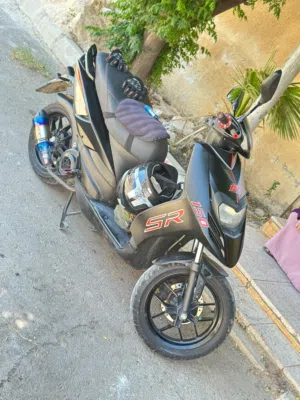 ابريليا 2023 فلتت للبيع أو للبدل ع دراجة250cc