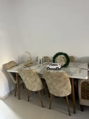 Dining Room Furniture . Used3