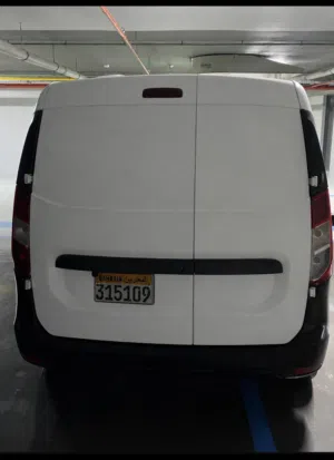 Renault dokker with carwash setup