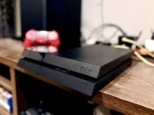 PS4 Original 1 TB for sale in excellent condition