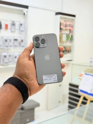 Apple iPhone 13 Pro 256GB in Black - Good Condition, 1-2 Years Used