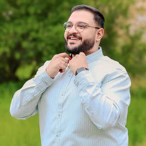 علاء حلايقه