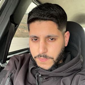  Mostafa Aqrabawi