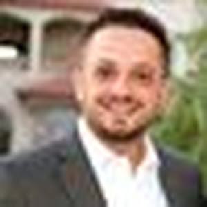  ايمن العاصي
