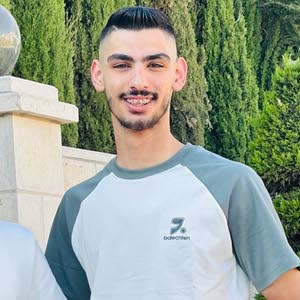 يزن البيروتي