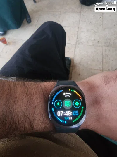 للبيع Samsung Galaxy Watch8 أصلية ساعة نظيفة جداً، استخدام شهرين فقط، بحالة ممتازة وكأنها جديد 3