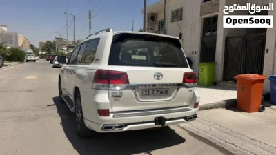 تويوتا لاند كروزر GXR 3