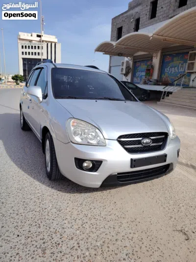 Kia Carens Luxury 4