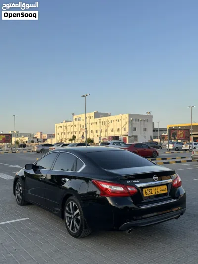 نيسان التيما SR 4