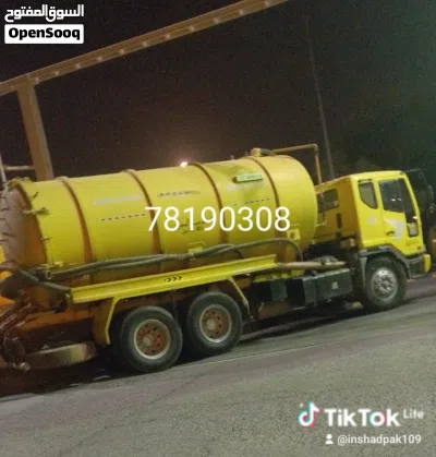 sewerage water tanker 4