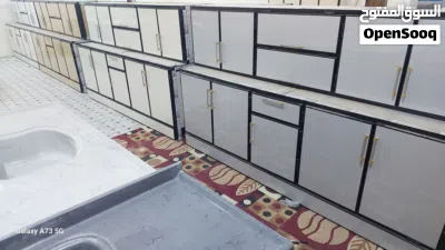 كاونترات شغل مبطن درجه اولى. بوري محشه خشب. مترين مع سنك متر و30 مترين ونص مع سنك متر و30. 3