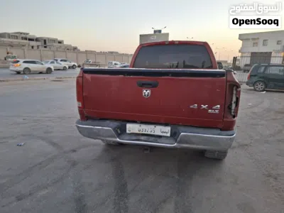 دودج رام Laramie 4