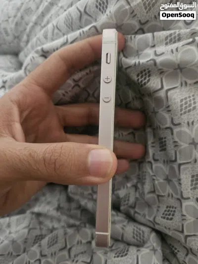 .iphone se 3