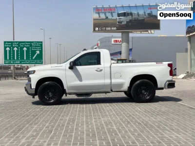 Chevrolet Silverado Standard 3